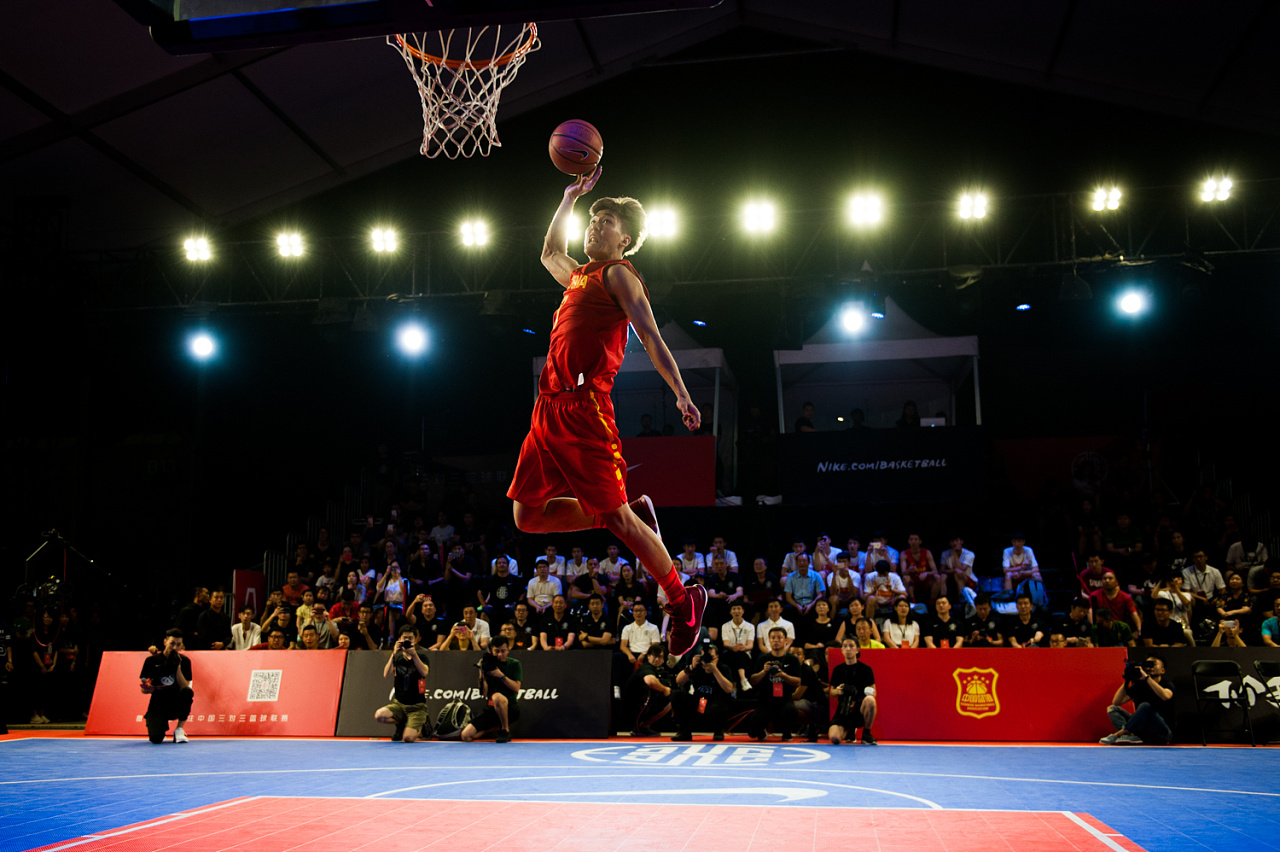 的引援动作 的引援动作