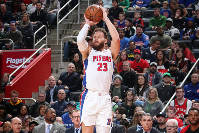 目光投向边 目光投向边