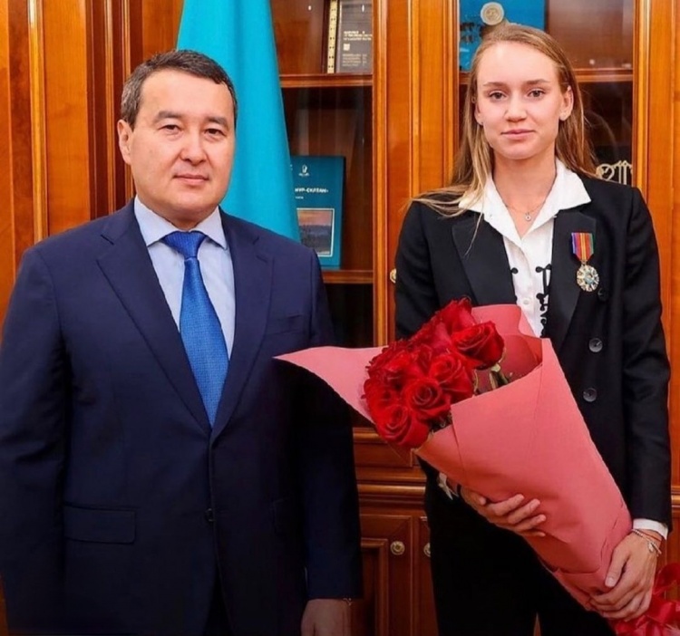 也体现了团 也体现了团