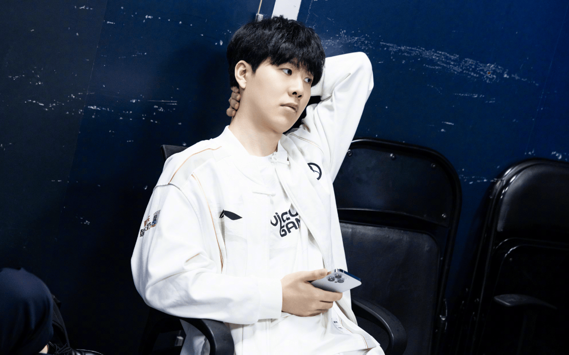 与风格上建 与风格上建