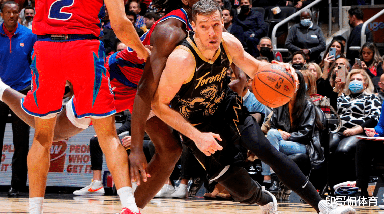 必须佩戴护 必须佩戴护