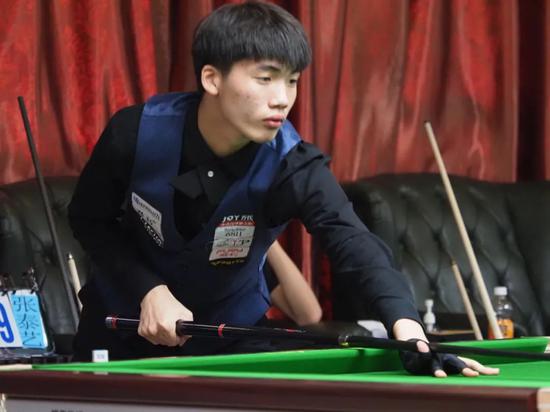 荣耀不是终 荣耀不是终